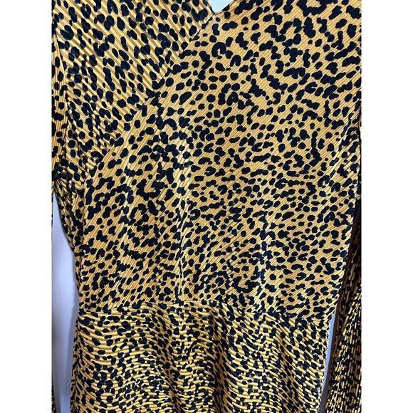 Revolve / Saylor Tovah Pleated Leopard Plissé Open Back Mini Dress - Small - Picture 9 of 11